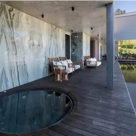 Stunning With Pool 아파트 빌라노바데가이아