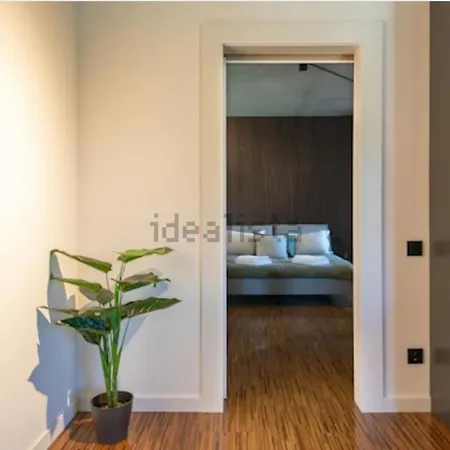 Stunning With Pool *