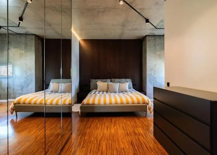 Stunning With Pool *